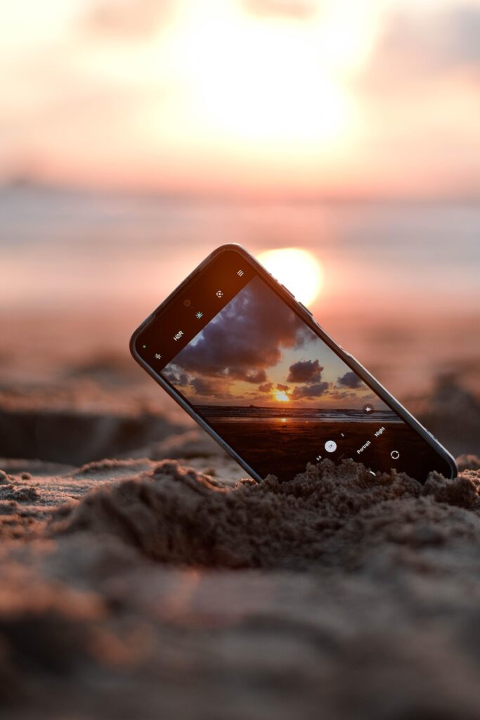 海、浜辺、夏の思い出、夕日、防水、スマホ、撮影、写真、カメラ